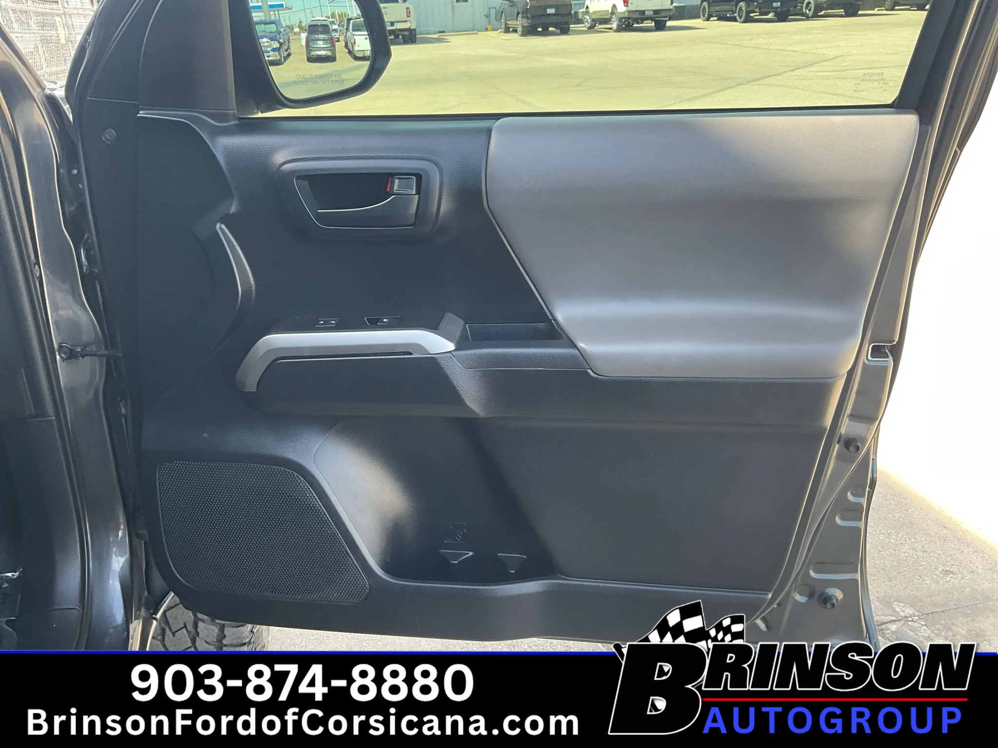 Used 2018 Magnetic Gray Metallic Toyota SR5 image 18