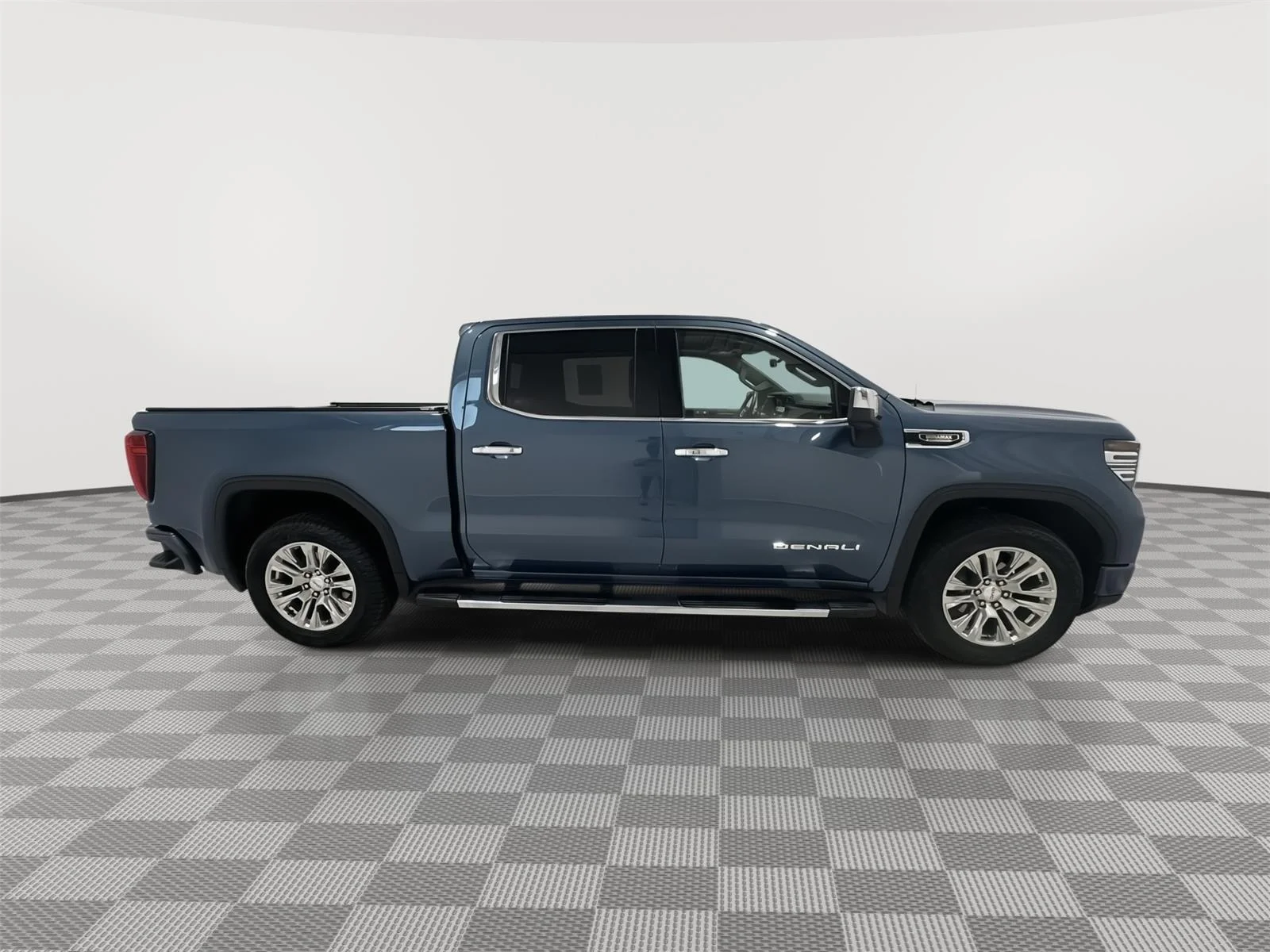 Used 2024 Downpour Metallic GMC Denali image 6