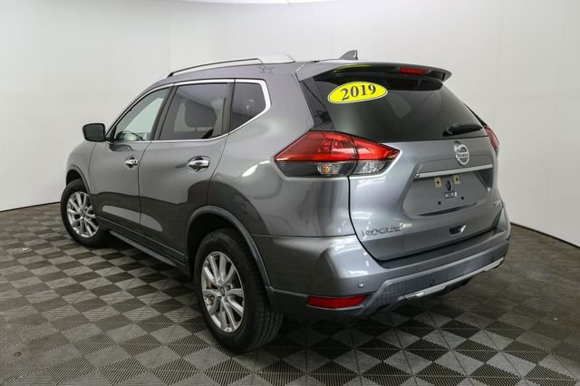 Used 2019 Gray Nissan SV image 7