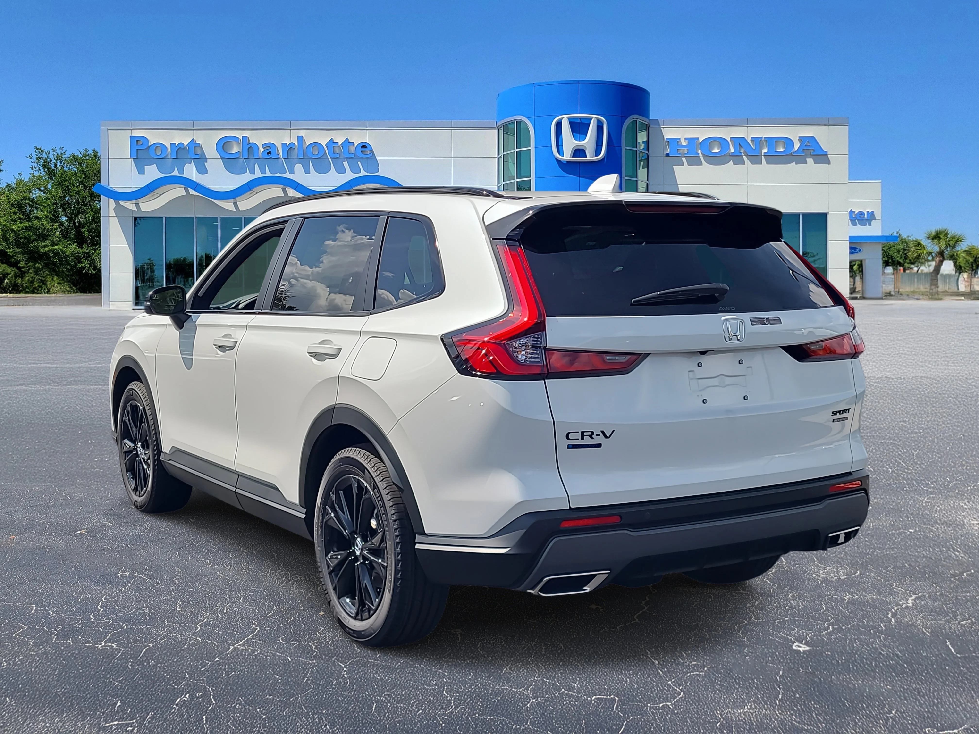 New 2026 Platinum White Pearl Honda Sport Touring image 5