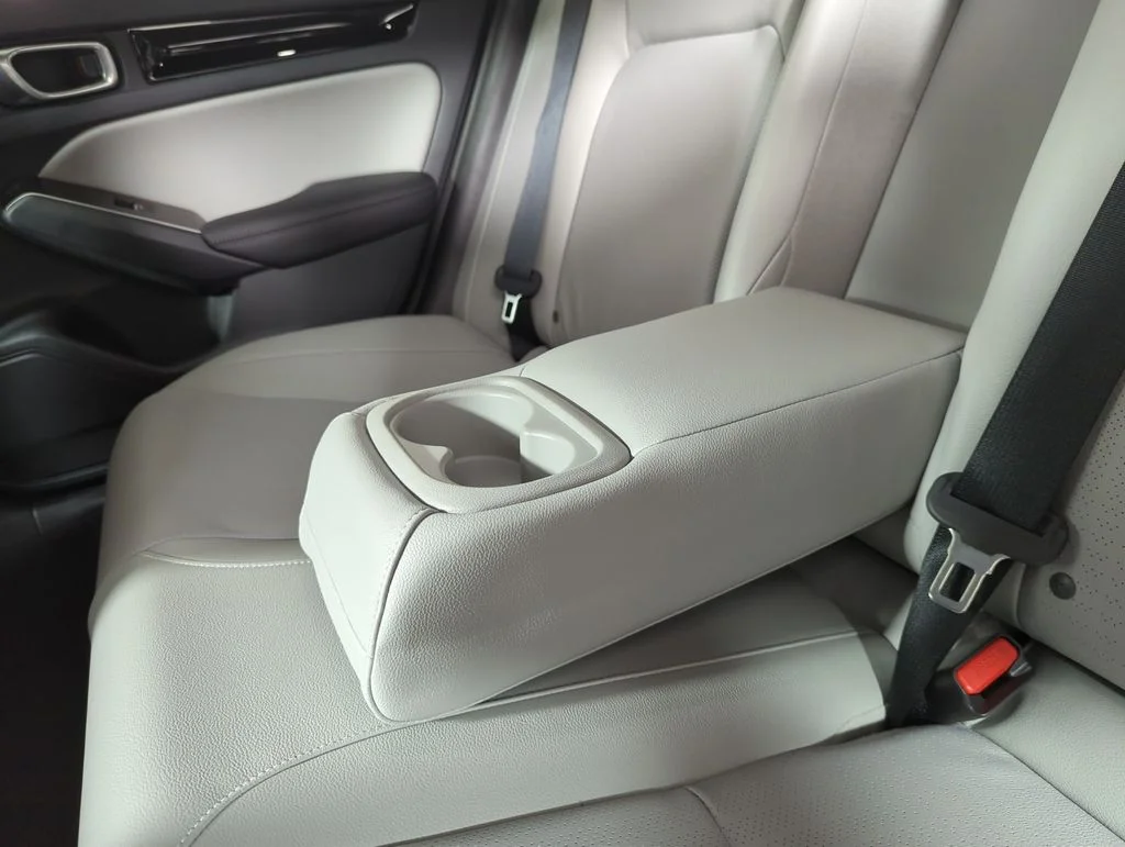 2026 Honda Civic Hatchback Sport Touring - Photo 27