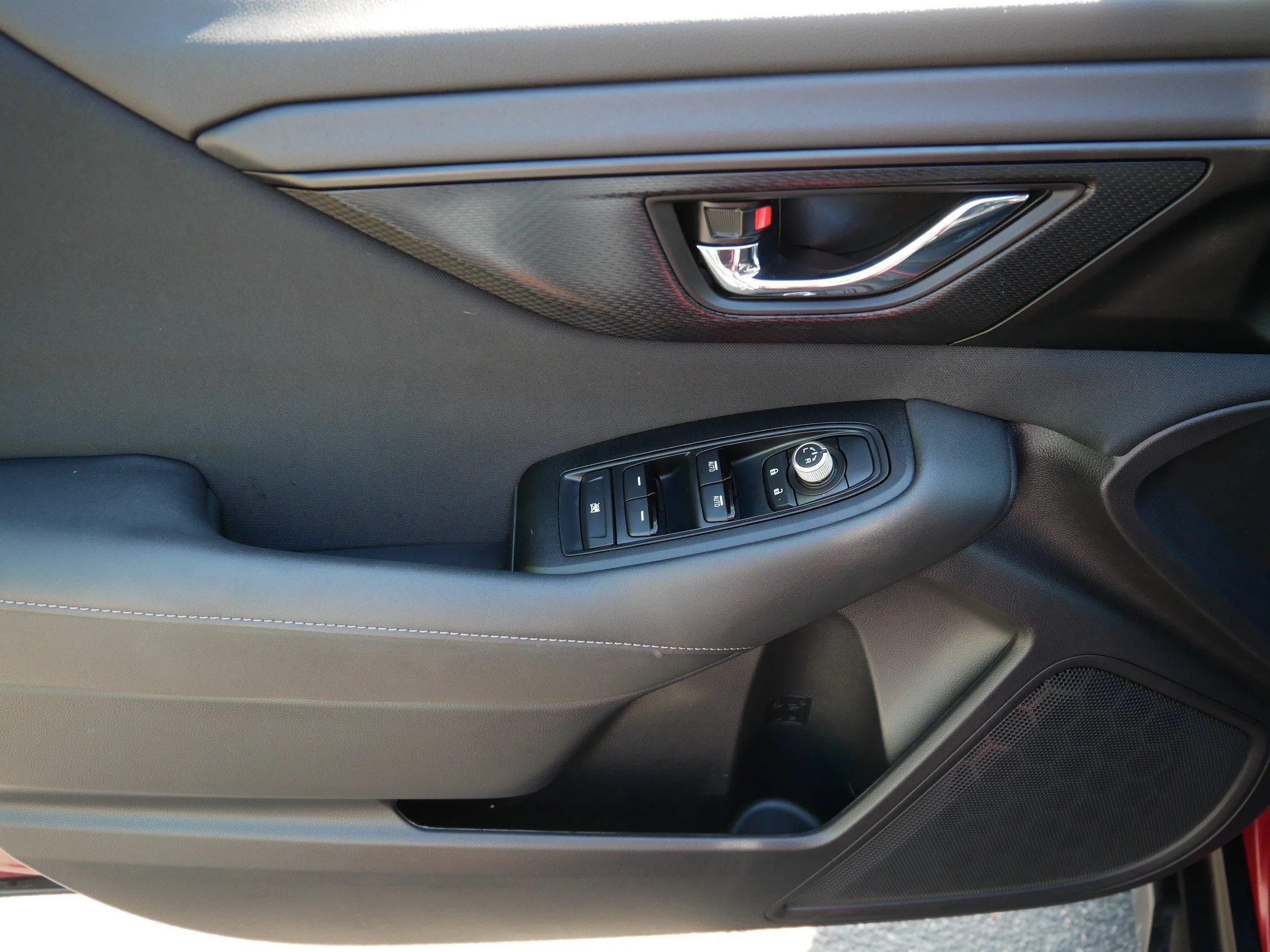 Used 2025 Crimson Red Pearl Subaru Premium image 31
