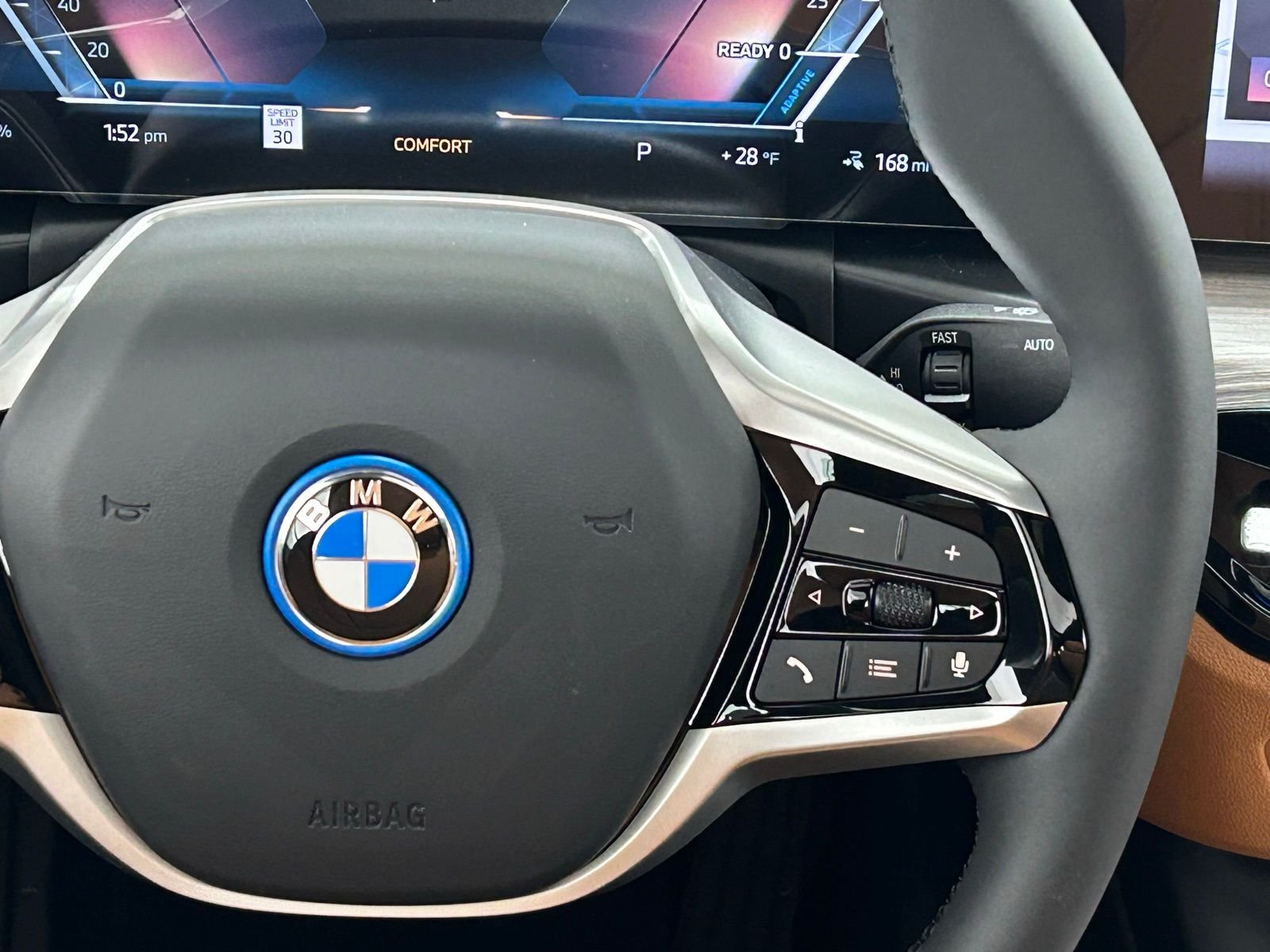 New 2026 Vegas Red Metallic BMW xDrive40 image 19