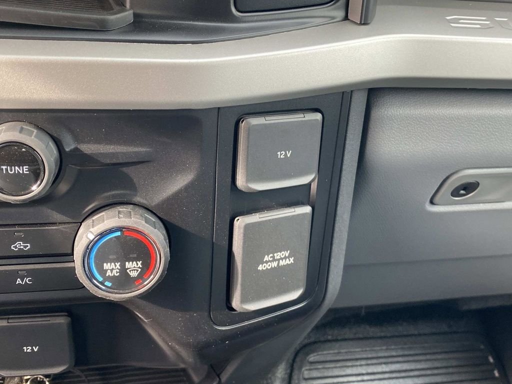 New 2026 Oxford White Ford F-450® XL image 18