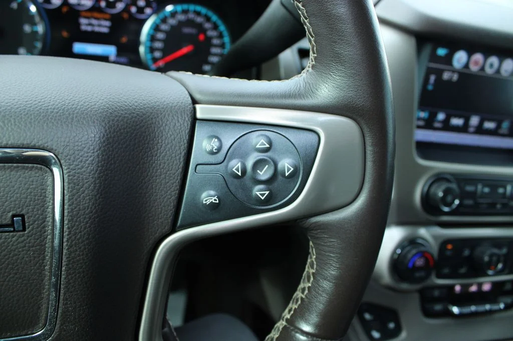 Used 2017 Onyx Black GMC Denali image 34