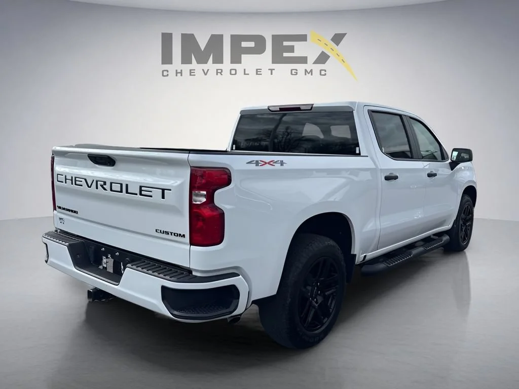 Used 2024 Summit White Chevrolet Custom image 5