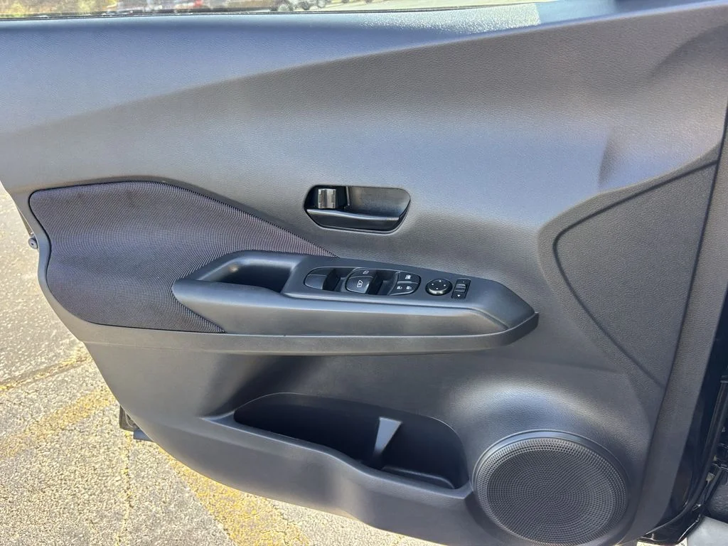 Used 2020 Black Nissan S image 14