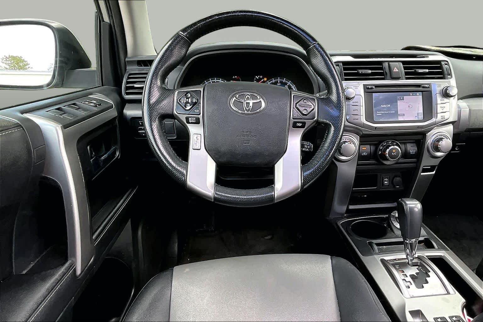 Used 2015 Classic Silver Metallic Toyota SR5 Premium image 5