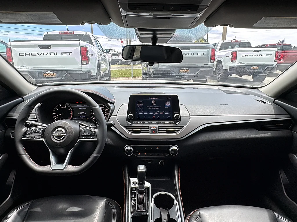 Used 2024 WHITE Nissan  image 20
