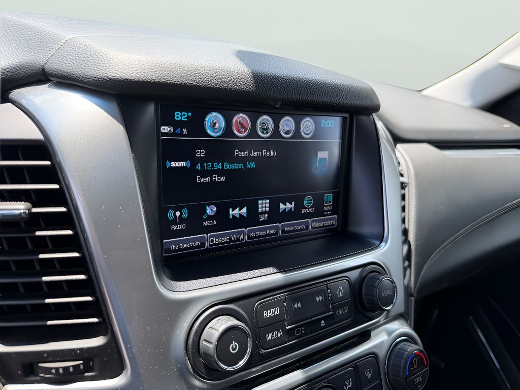 Used 2020 Silver Ice Metallic Chevrolet Premier image 27