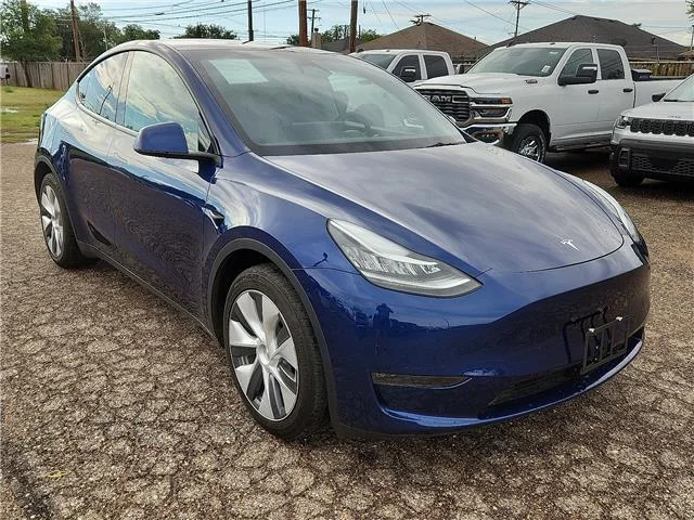 Used 2023 Black Tesla Long Range All-Wheel Drive image 5