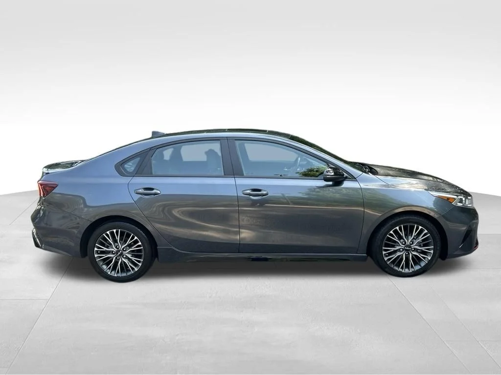 Used 2023 Gray Kia GT-Line image 7