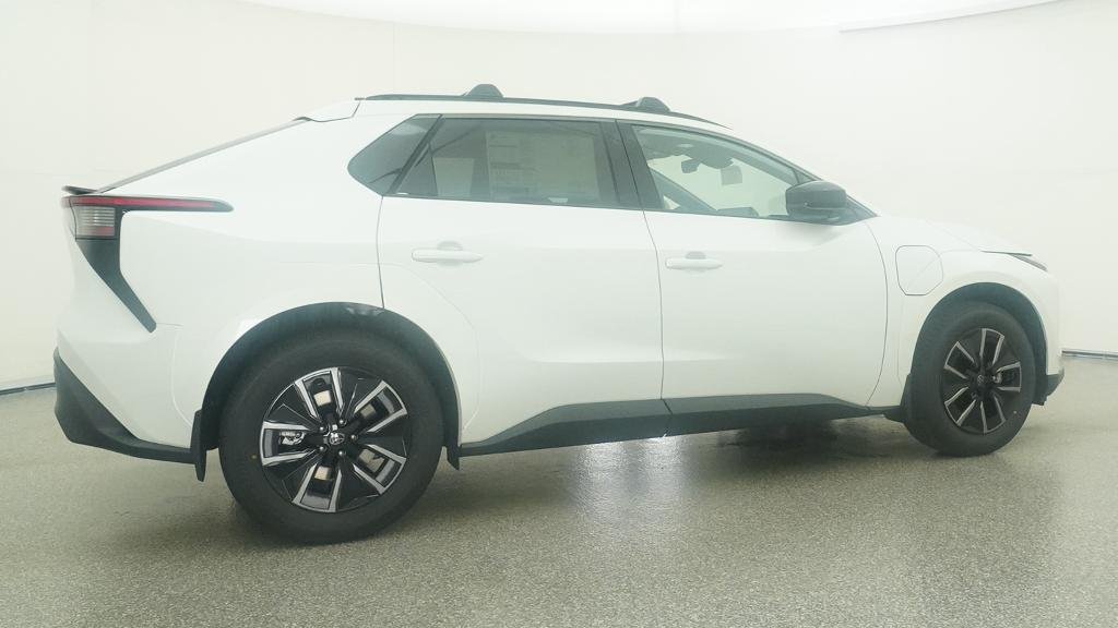 New 2026 Wind Chill Pearl Toyota XLE image 47