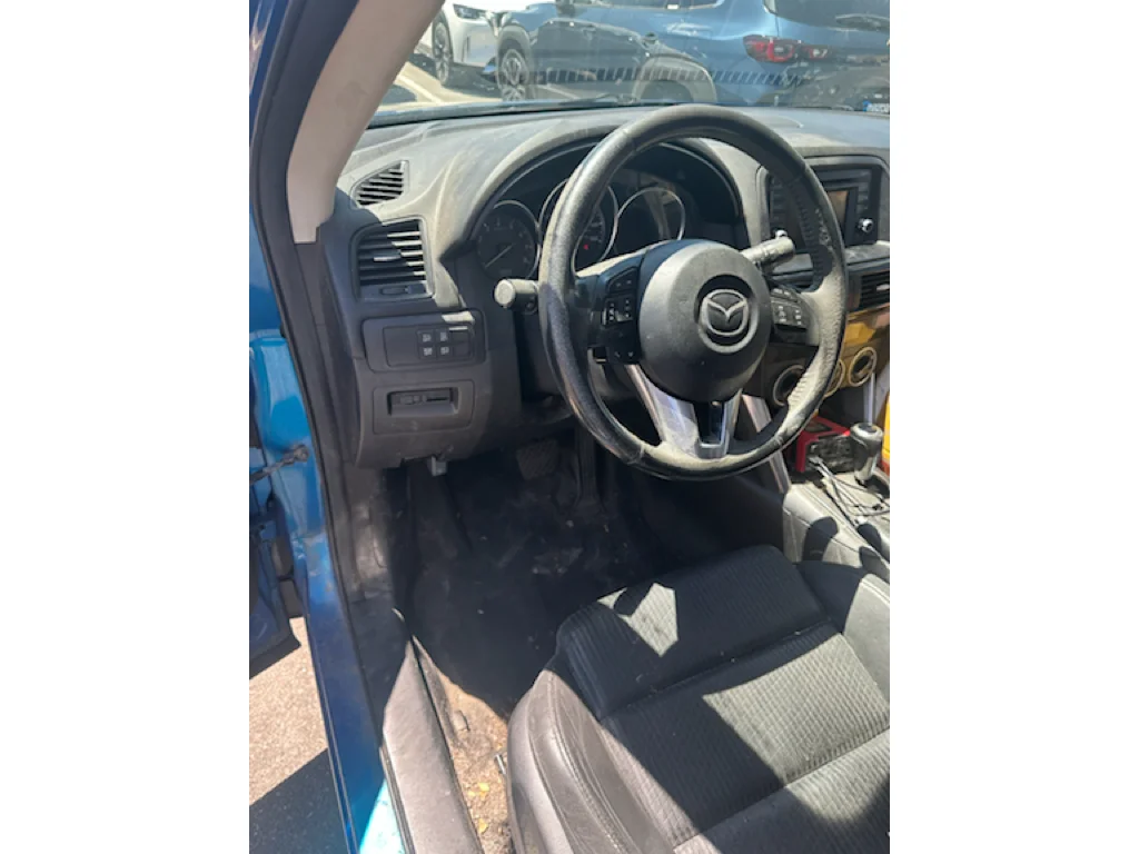 Used 2013  Mazda Touring image 8