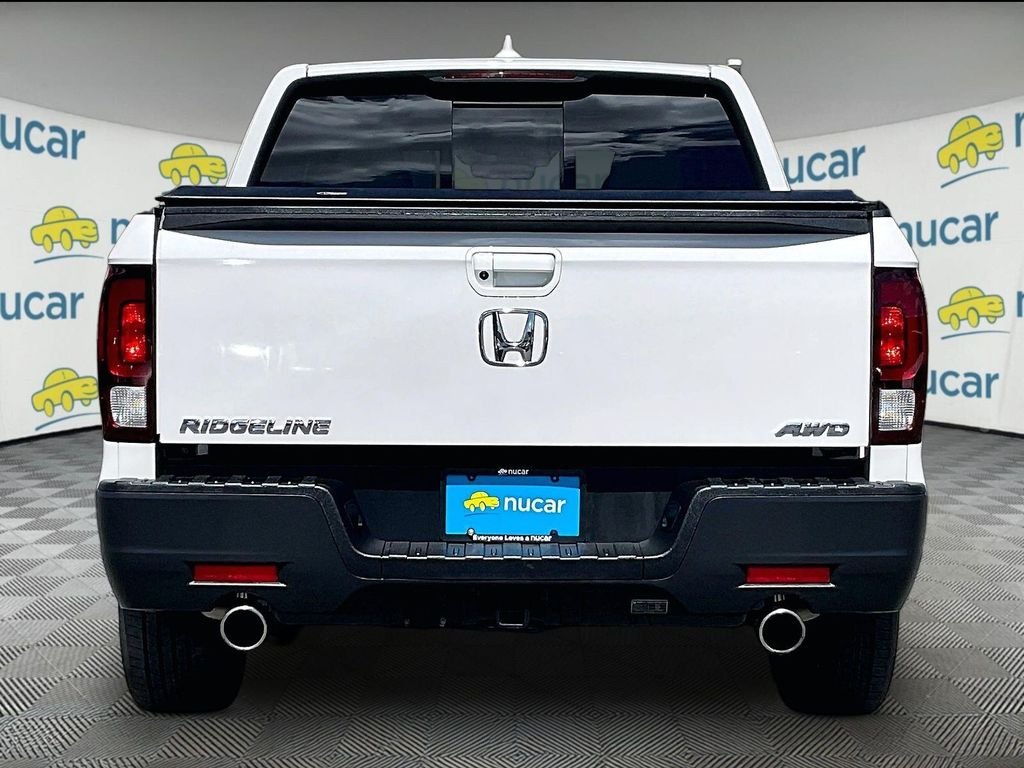 Used 2023 White Honda RTL image 5