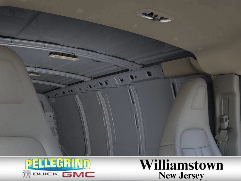 2025 GMC Savana Cargo Work Van - Photo 24