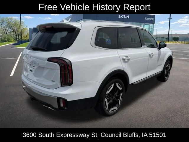 Used 2025 White Kia EX image 3
