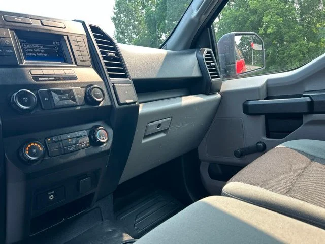 Used 2017 Red Ford XL image 50