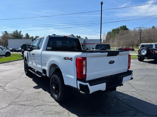 New 2026 Oxford White Ford F-350® XL image 3