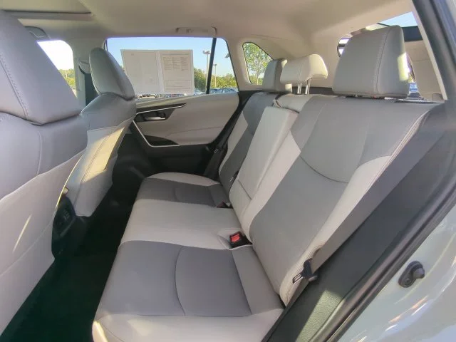 Certified Used 2023  Toyota XLE Premium image 16