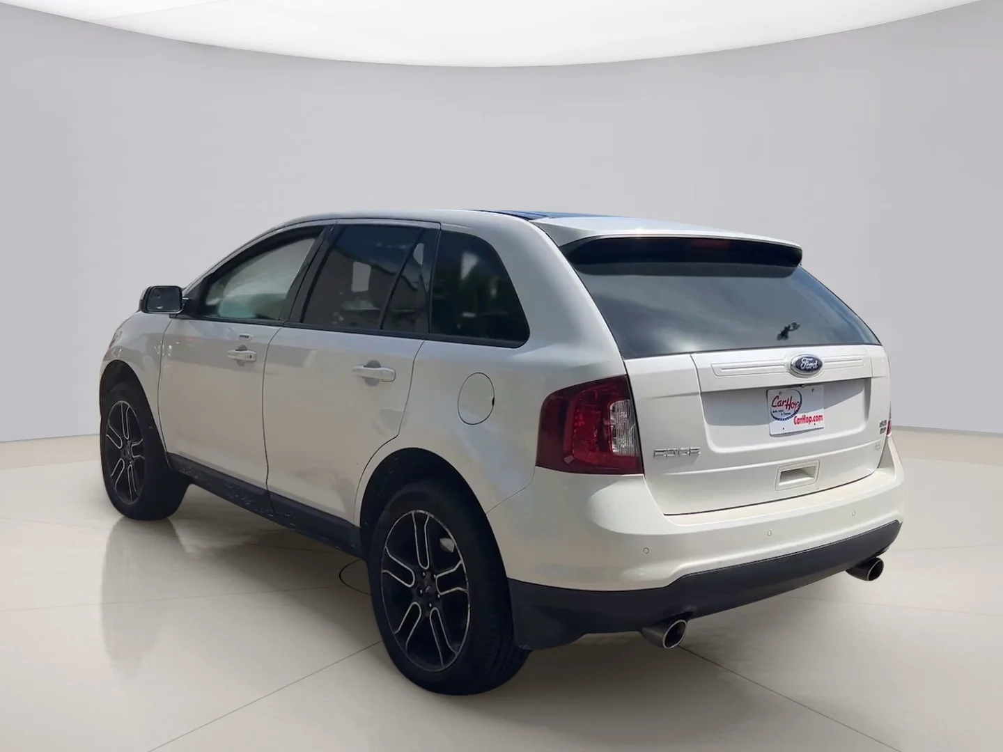 Used 2013 White Ford SEL image 3