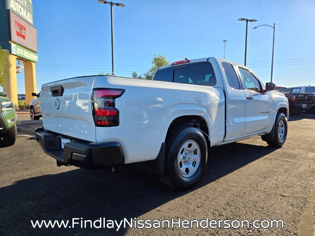 New 2027 Glacier White Nissan King Cab® S image 7