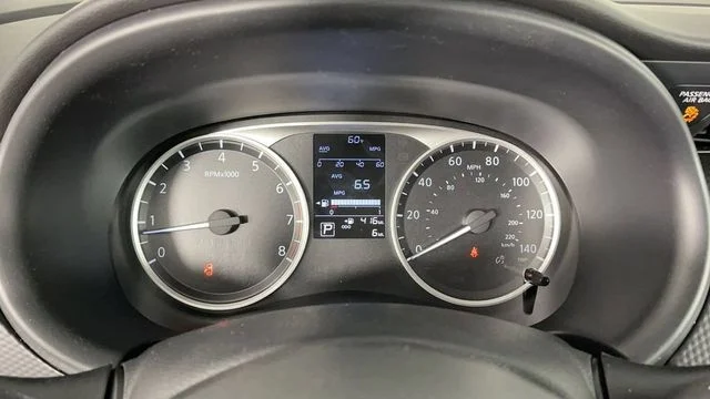 2025 Nissan KICKS PLAY Base - Photo 27