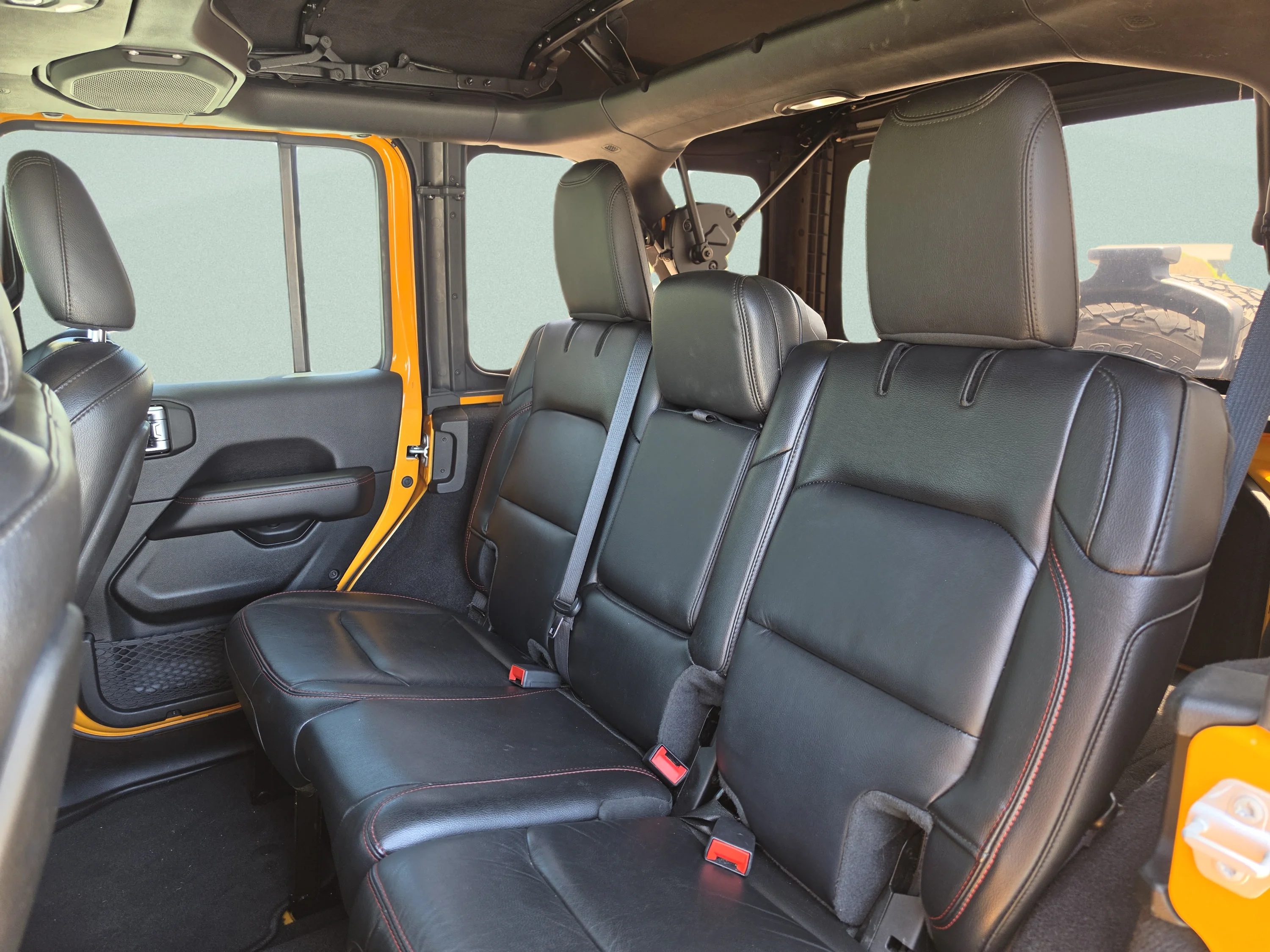 Used 2021 Nacho Clearcoat Jeep Unlimited Rubicon image 22