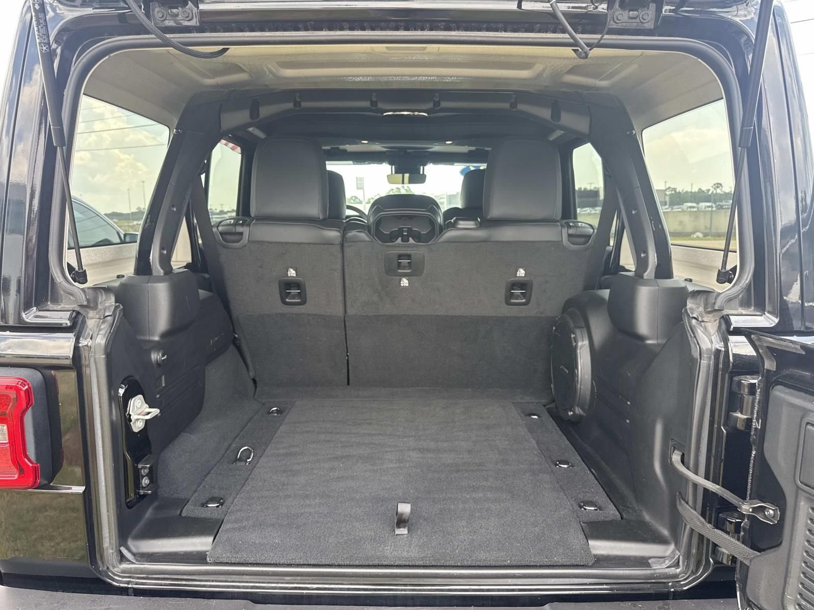 Used 2024 Black Jeep Sahara image 7
