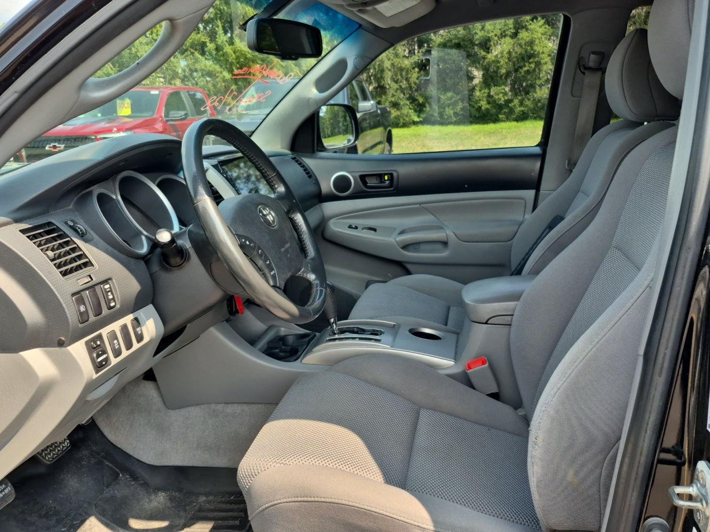 Used 2011 Black Toyota TRUCK image 11