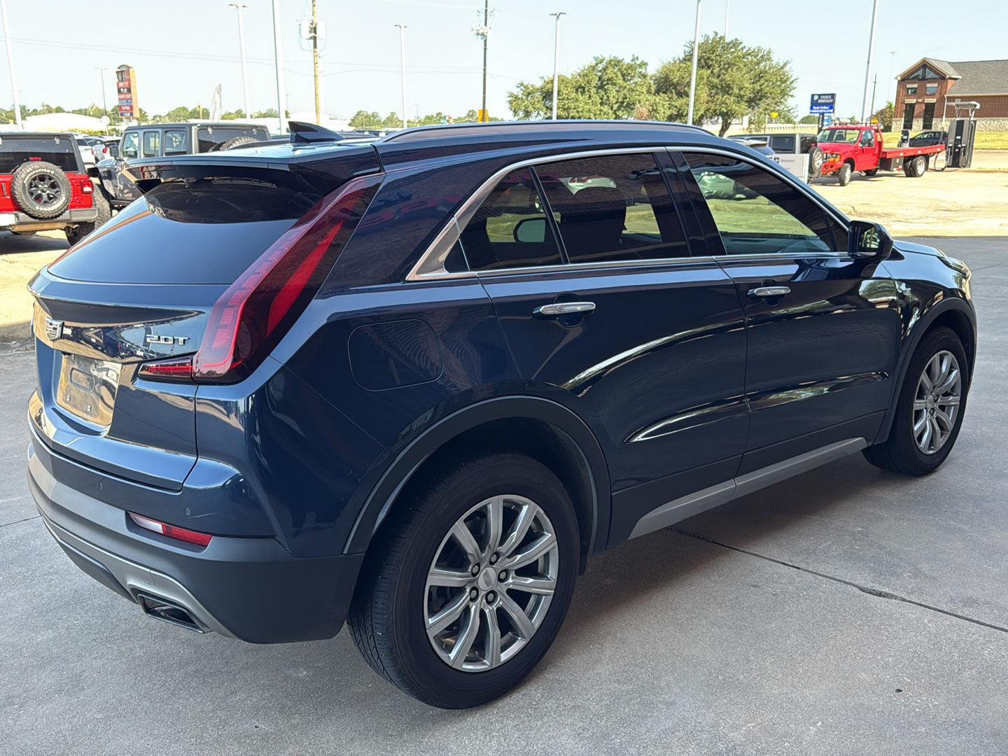 Used 2019 Cadillac XT4 Premium Luxury with VIN 1GYFZCR43KF112261 for sale in Paris, TX