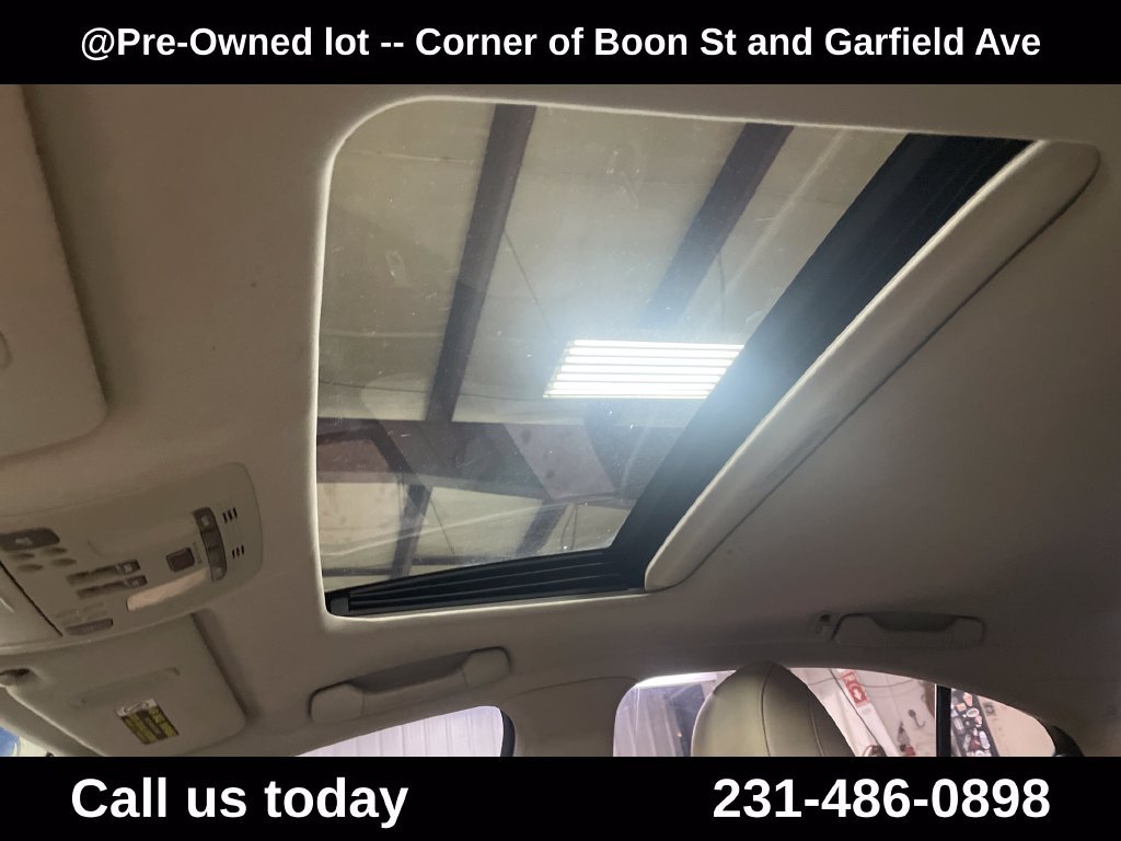 Used 2013 Black Lexus 250 image 21