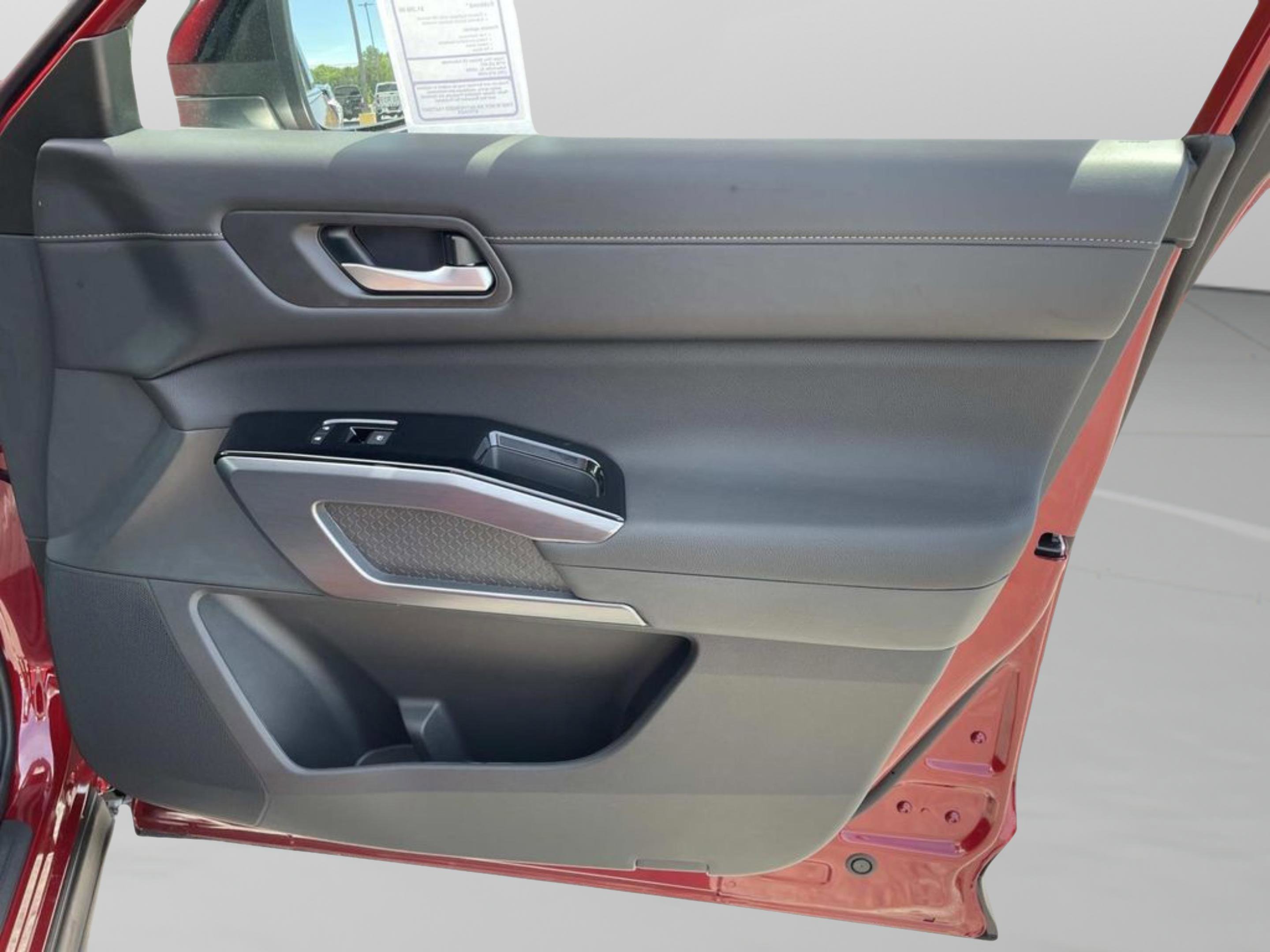 New 2026 Scarlet Ember Tintcoat Nissan SL image 17