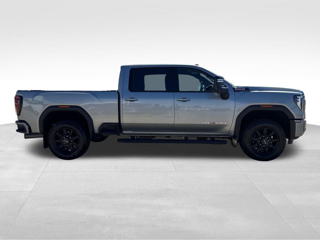 2025 GMC Sierra 2500HD AT4 - Photo 9