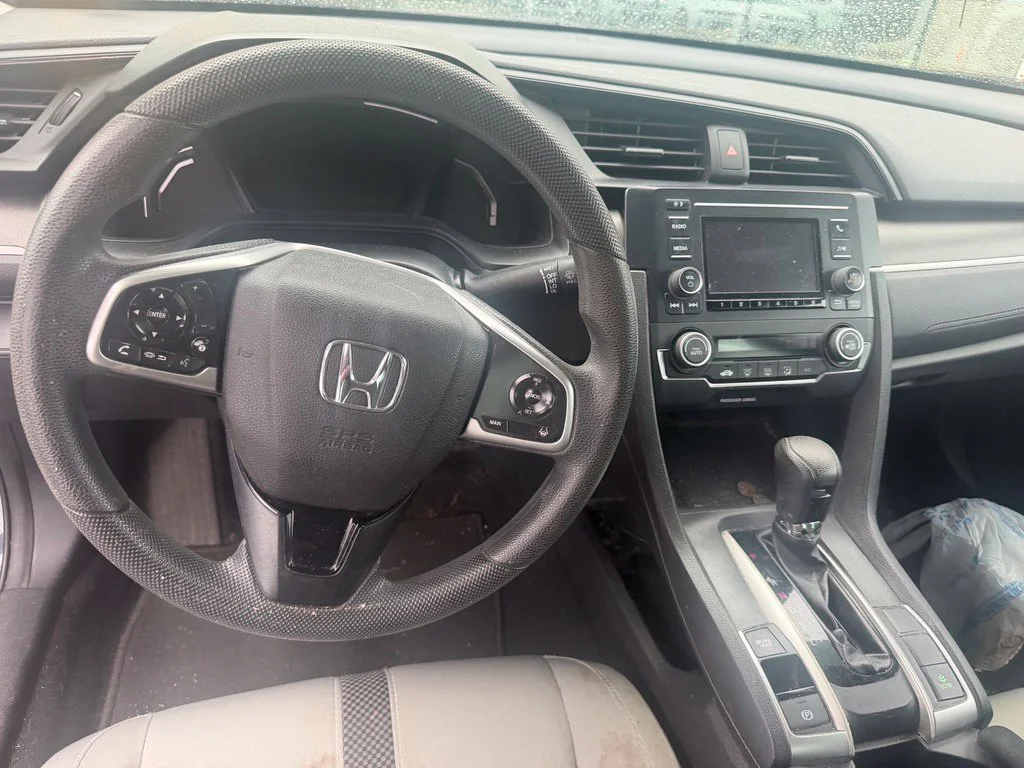 Used 2019 Blue Honda LX image 10