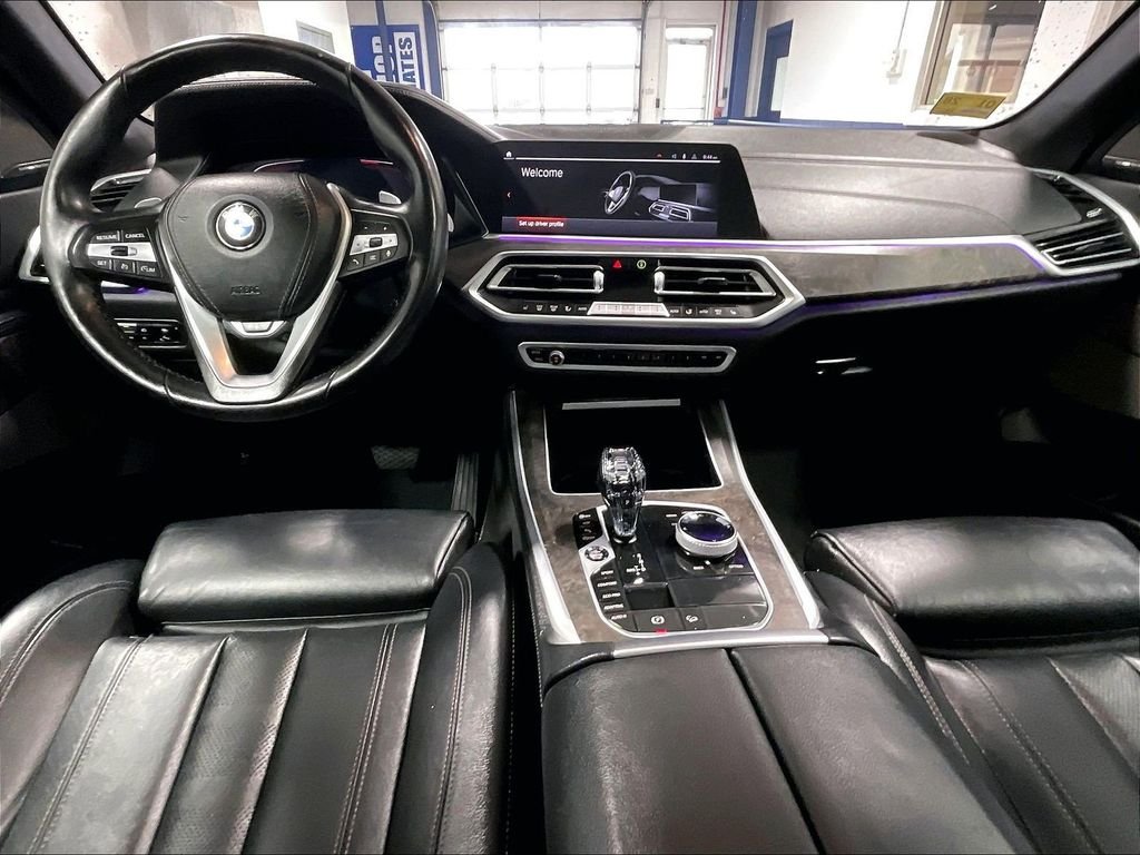 Used 2020 Black BMW xDrive40i image 21