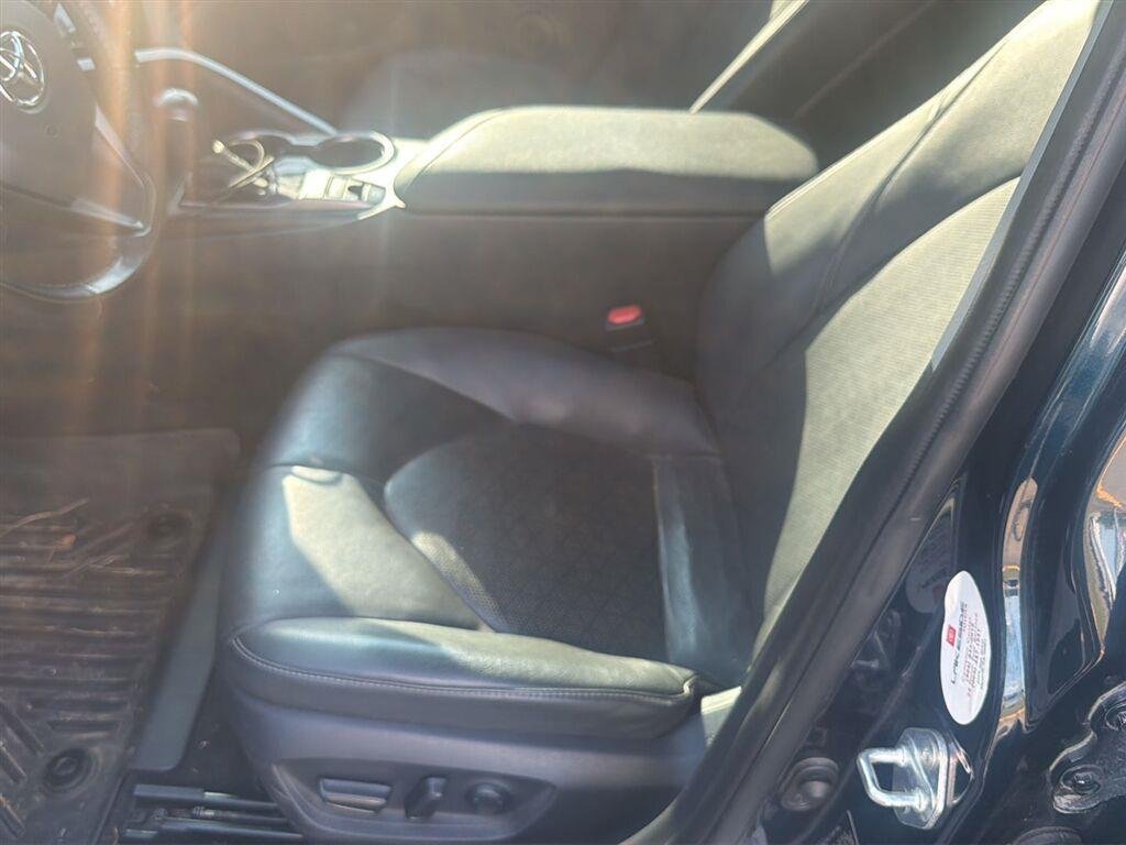 Used 2021 Galactic Aqua Mica Toyota XSE image 5