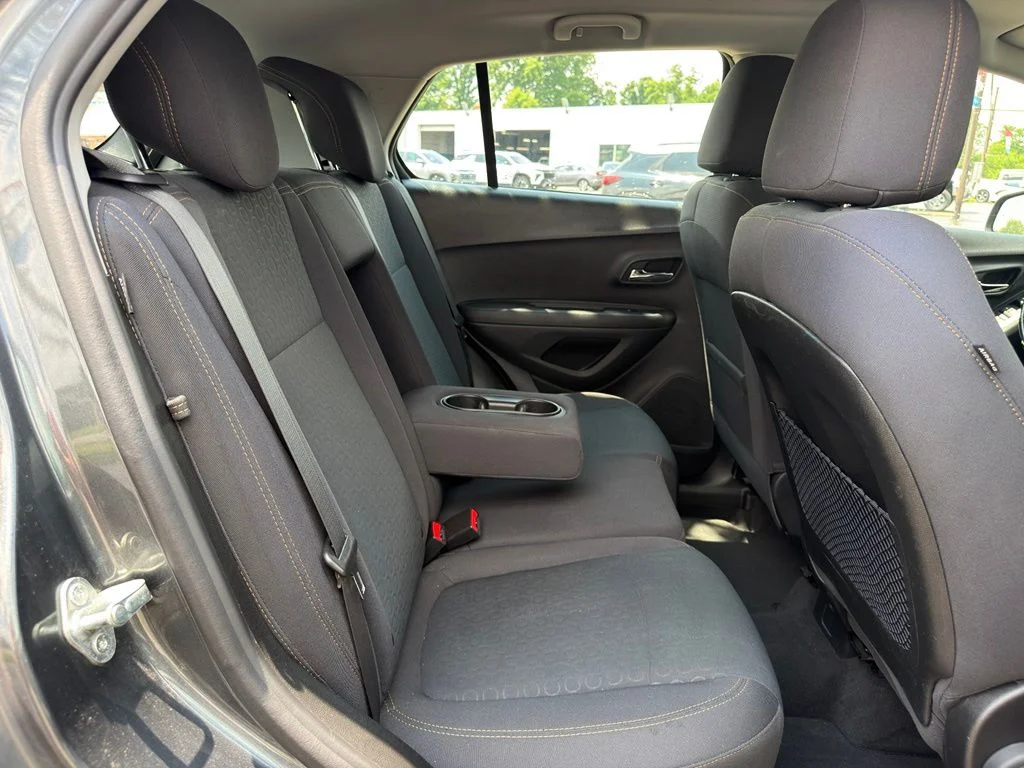 Used 2019 Gray Chevrolet LS image 27