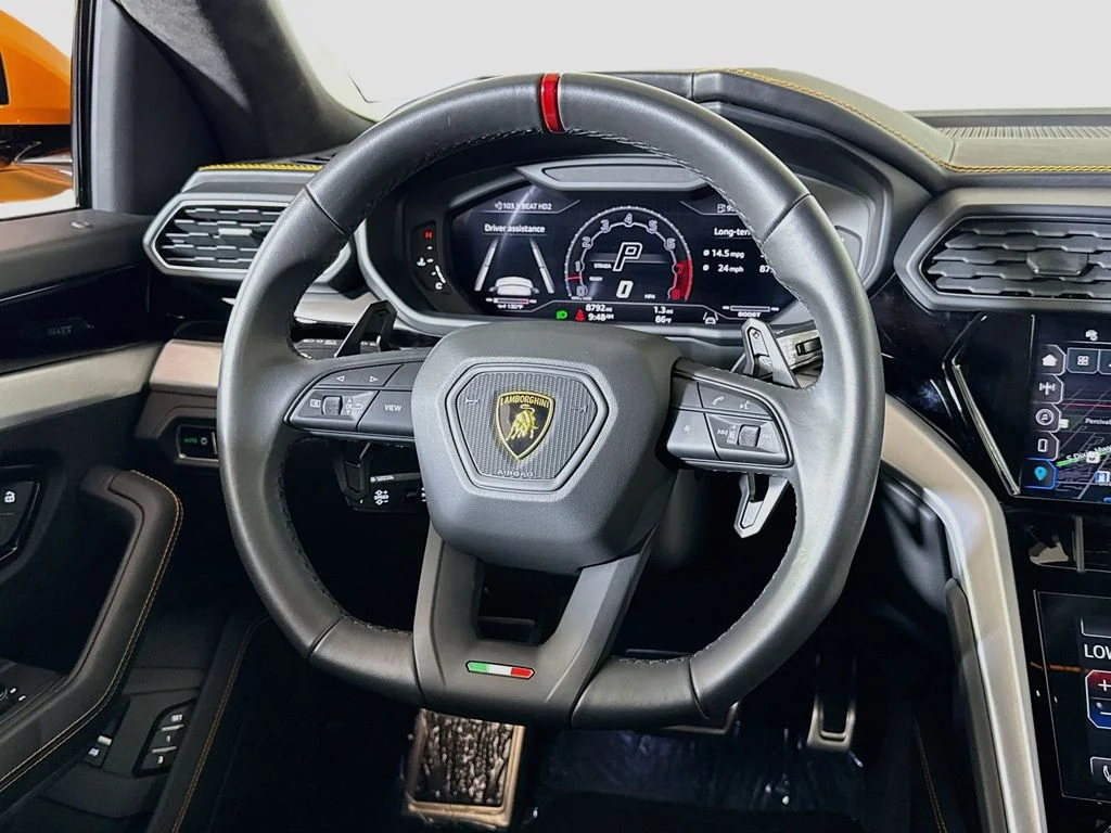 Used 2024 Black Lamborghini S image 10