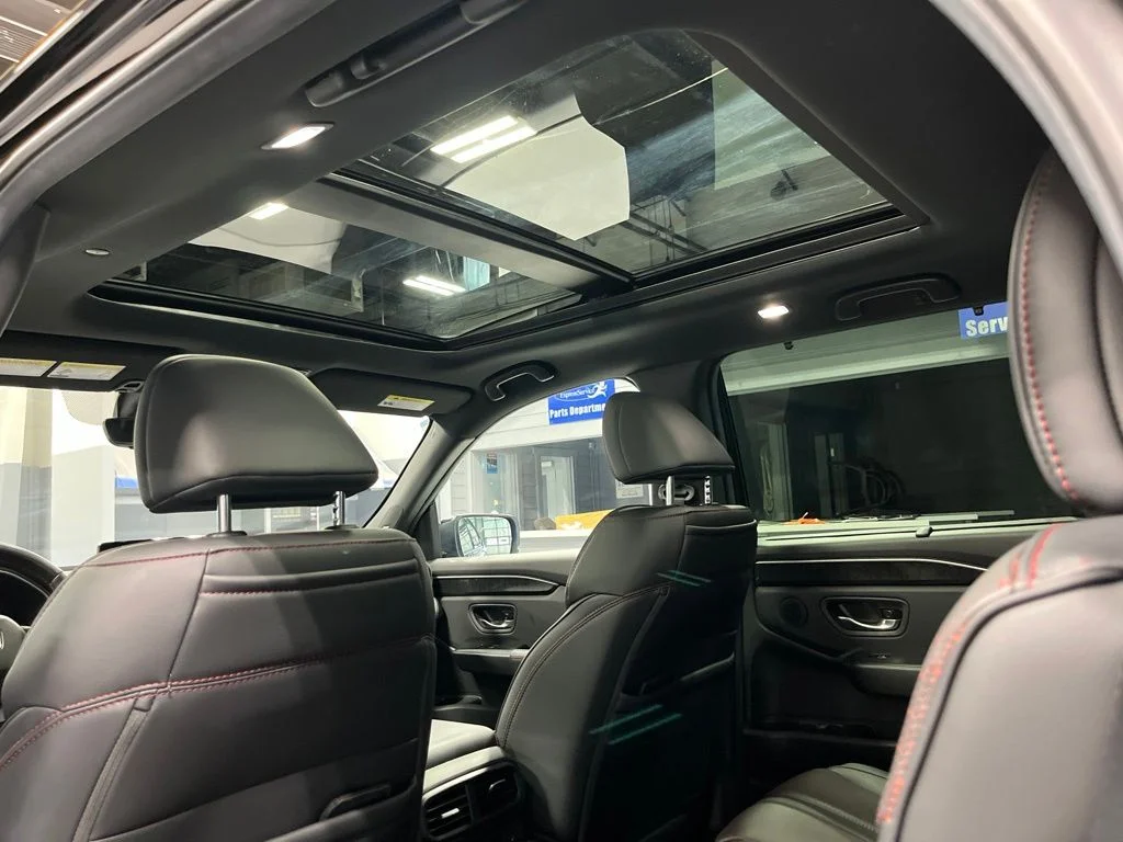 2025 Honda Pilot Black Edition - Photo 31