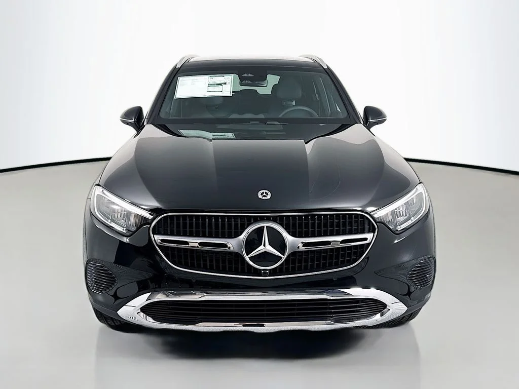 Used 2026 Black Mercedes-Benz GLC 300 image 6
