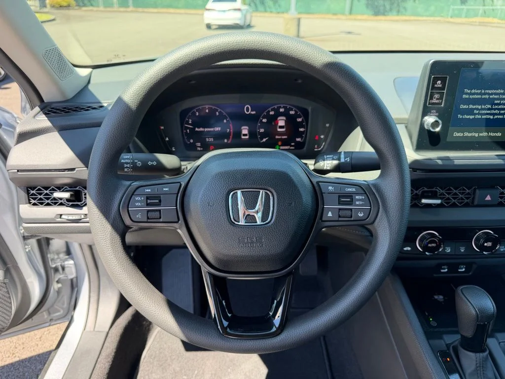 New 2026 Solar Silver Metallic Honda SE image 20