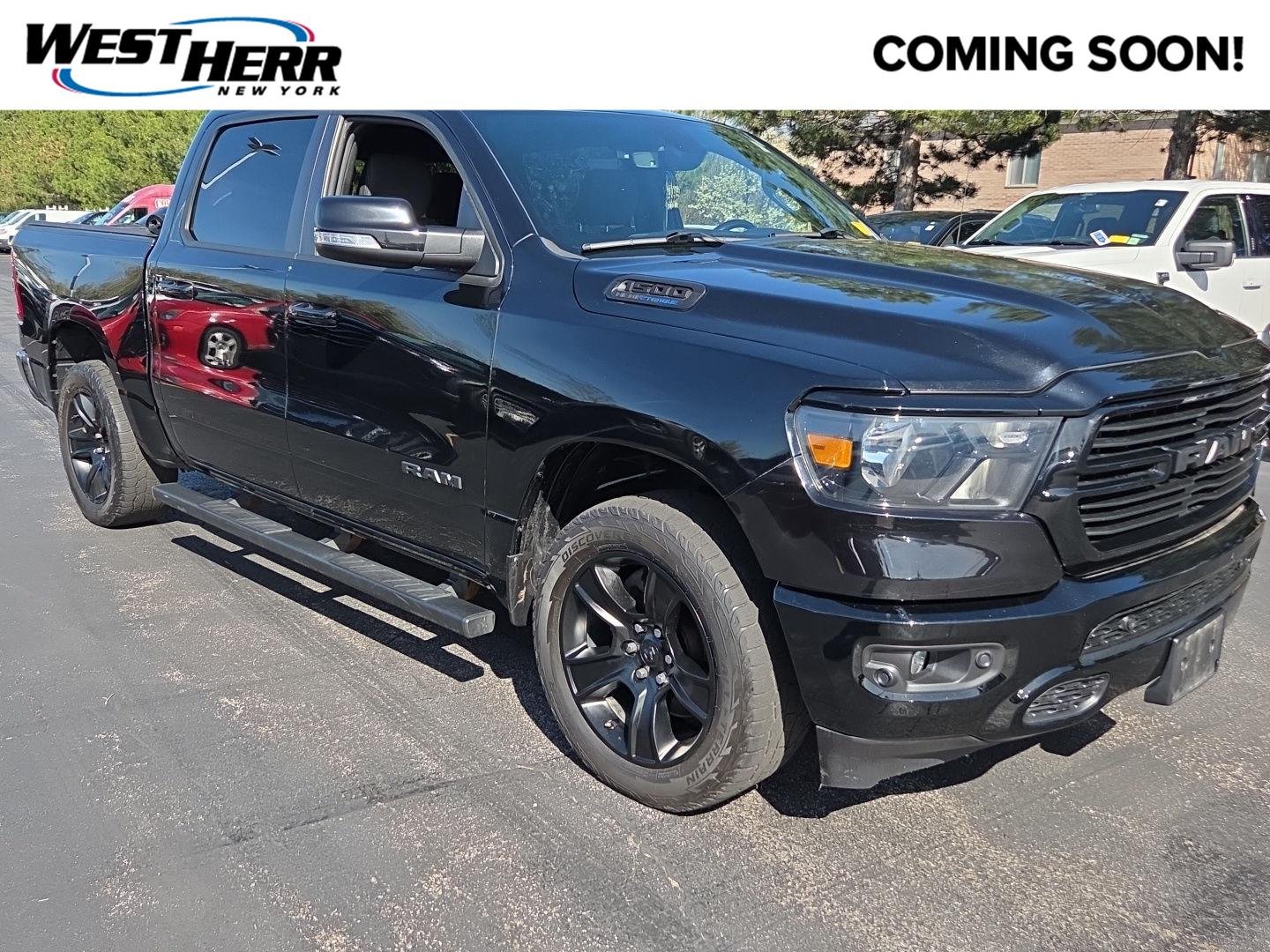 2021 RAM 1500 Big Horn/Lone Star 4x4 Crew Cab 5'7's photo