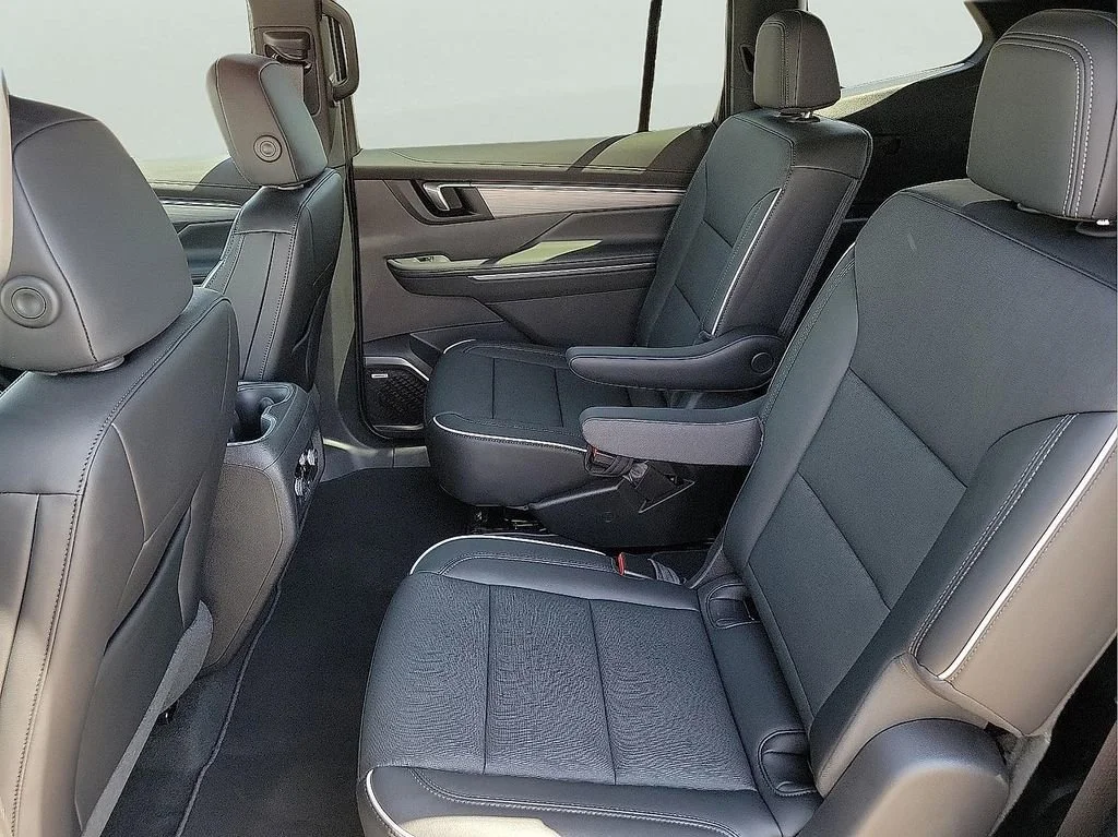 New 2026 Ocean Blue Metallic Buick Preferred image 13