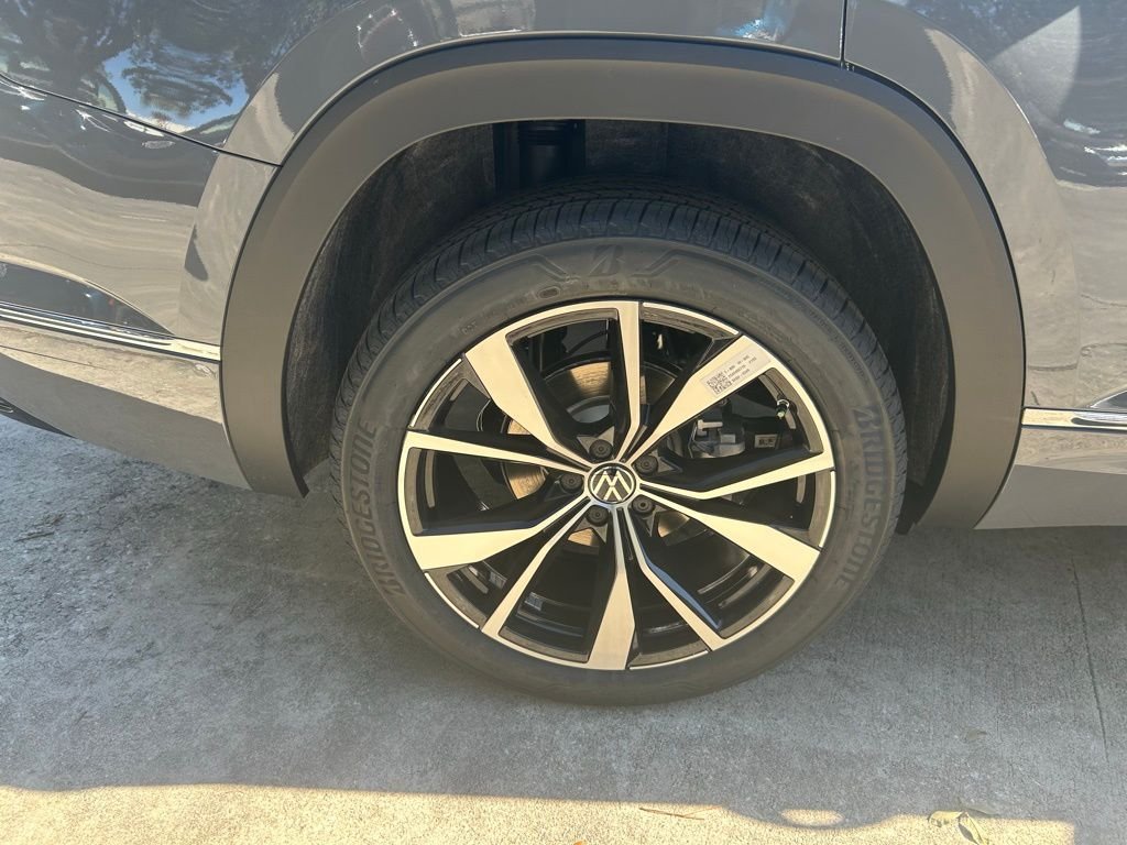 New 2026 Gray Volkswagen SEL Premium R-Line image 26