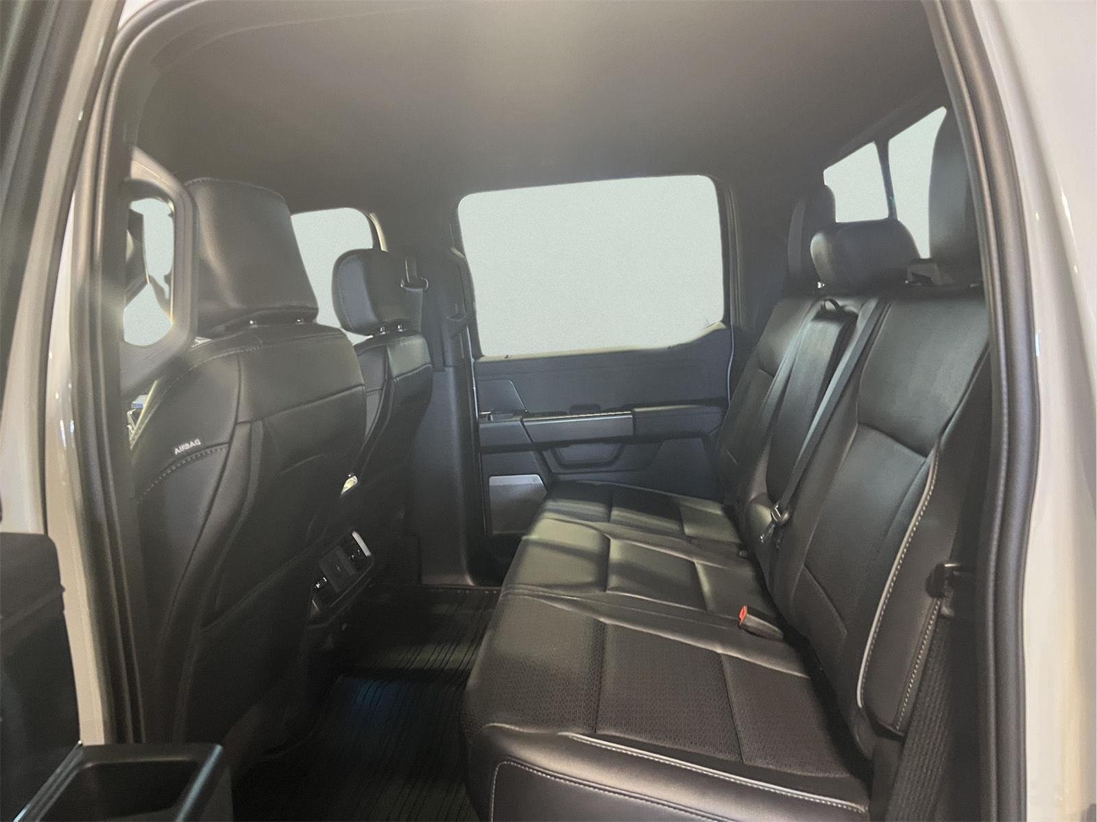 Used 2026 Avalanche Ford LARIAT image 18
