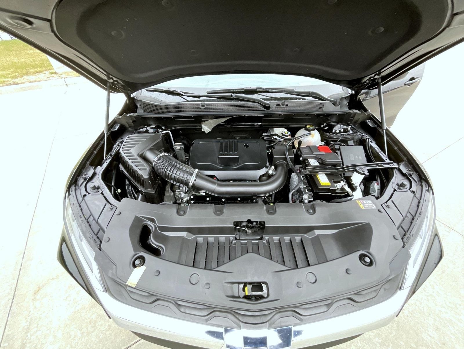 Used 2025 Black Chevrolet 2LT image 24