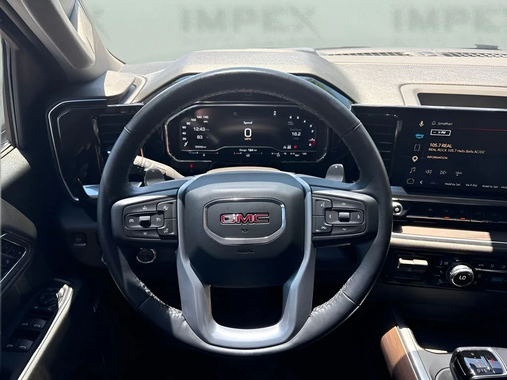 Used 2023 White GMC SLT image 15