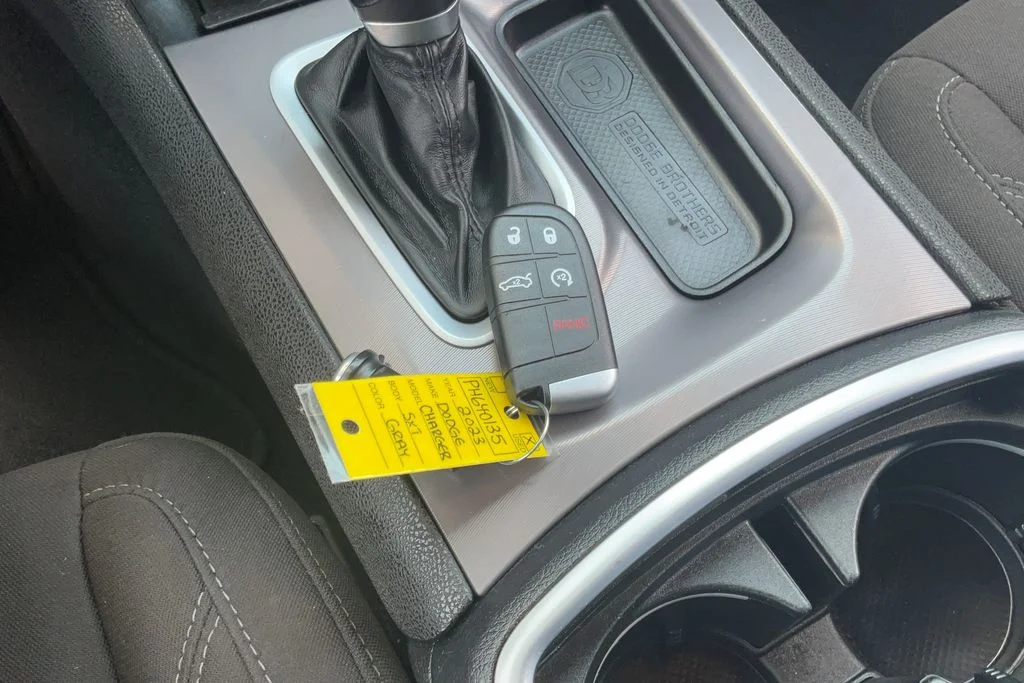 Used 2023 Gray Dodge SXT image 25