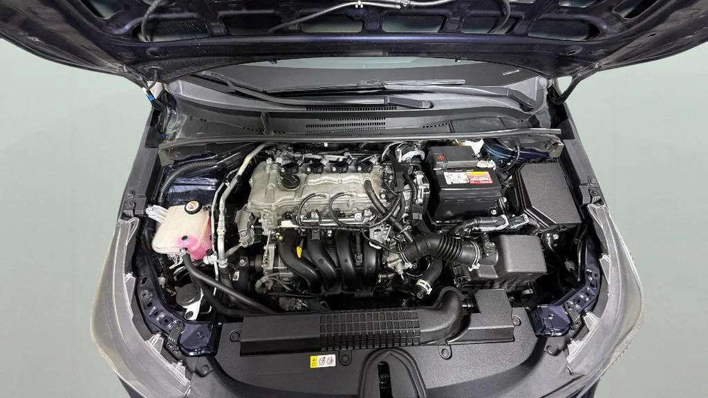 Used 2022 Blue Toyota LE image 28